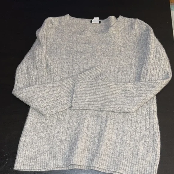 J. Crew cable crew neck light gray cashmere women’s sweater Sz XS - Picture 6 of 8